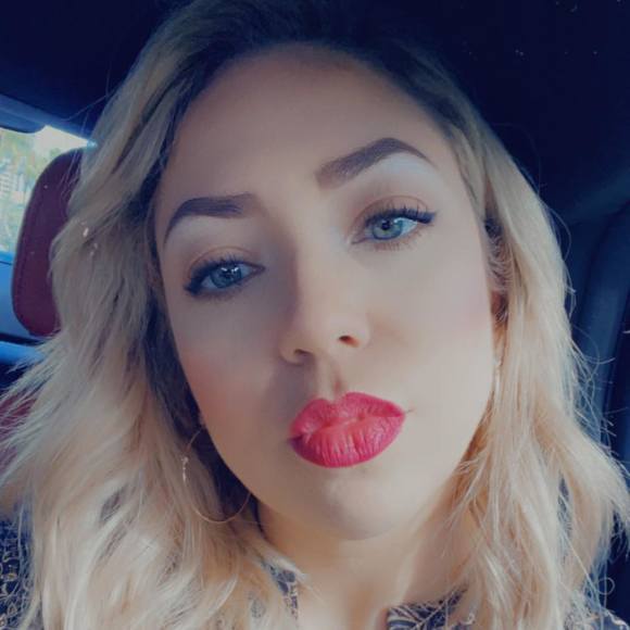 Poshmark profile picture for @jujuba